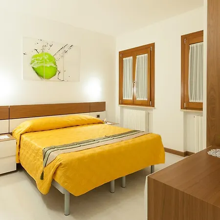 Ca' Del Faro 3* Бибионе